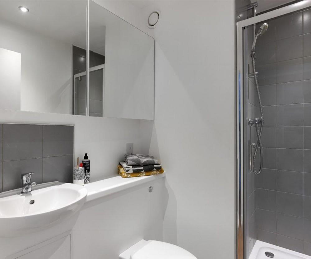 Zeni Ensuite, In Liverpool Eksteriør billede